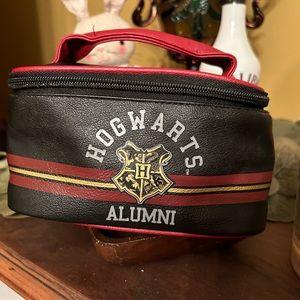 HOGWARTS HARRY POTTER cosmetic over night accessories bag ATTACHE BAG